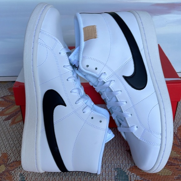 Nike Men’s Court Royale 2 Mid
White/White Onyx/Black
Shoes Sneakers 
CQ9179-100 - Picture 12 of 16